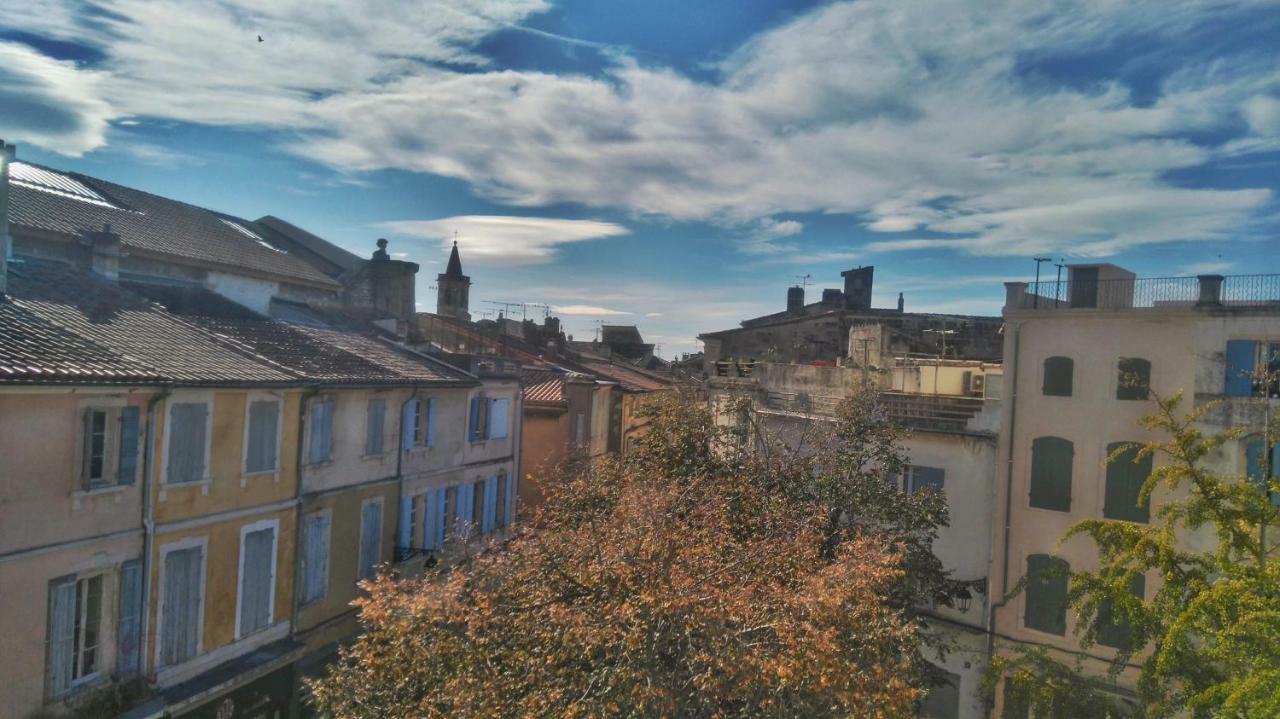 Place De La Roquette, Centre Historique Arles Luaran gambar